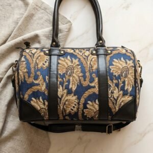 Style N Fashions Elegantly Crafted Weekender Duffle