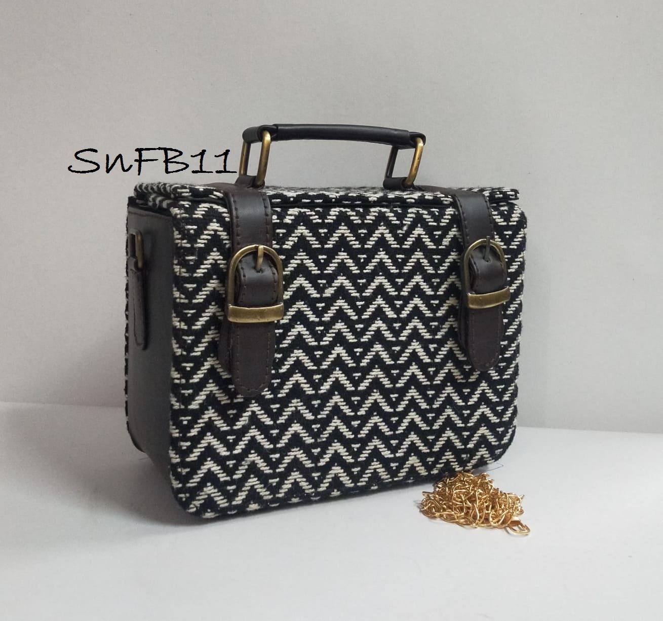 Style n Fashions Premium Mini Box Sling Bag with Golden Chain - Image 6